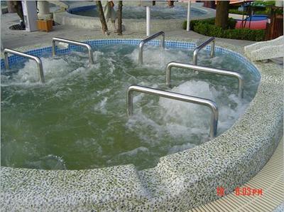 新疆水上游藝設(shè)備建造與溫泉設(shè)備設(shè)計(jì)研發(fā)的專(zhuān)業(yè)探索